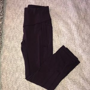 Lululemon crop legging. Pockets included